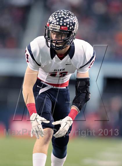 Thumbnail 2 in Allen vs. Pearland (UIL 5A Division 1 Final) photogallery.
