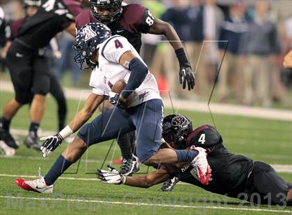 Thumbnail 1 in Allen vs. Pearland (UIL 5A Division 1 Final) photogallery.