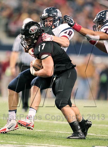 Thumbnail 2 in Allen vs. Pearland (UIL 5A Division 1 Final) photogallery.