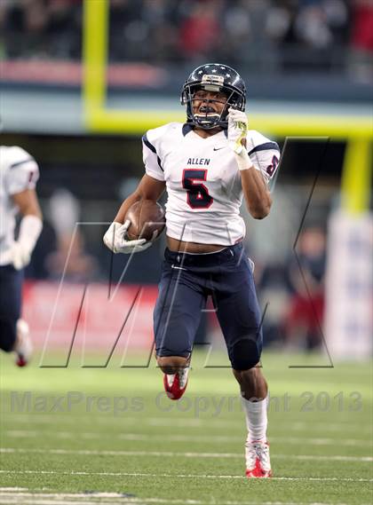 Thumbnail 1 in Allen vs. Pearland (UIL 5A Division 1 Final) photogallery.
