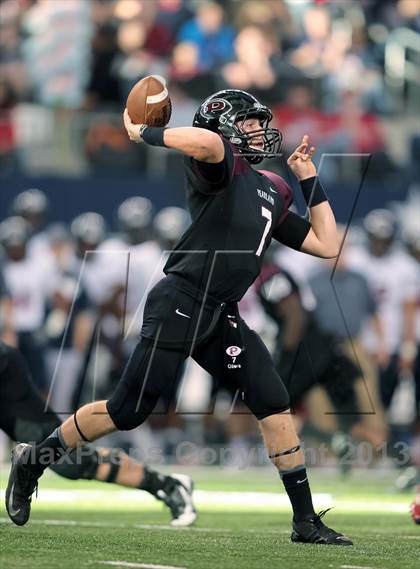 Thumbnail 2 in Allen vs. Pearland (UIL 5A Division 1 Final) photogallery.