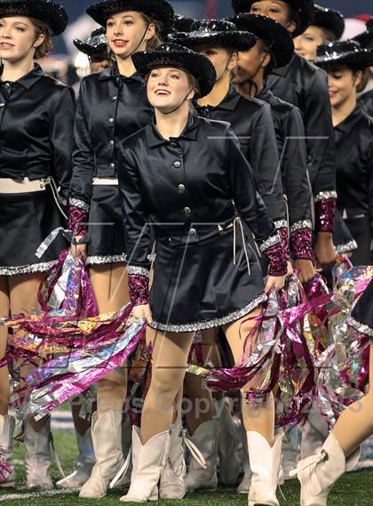 Thumbnail 2 in Allen vs. Pearland (UIL 5A Division 1 Final) photogallery.