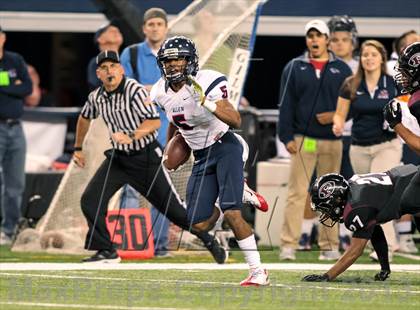 Thumbnail 3 in Allen vs. Pearland (UIL 5A Division 1 Final) photogallery.