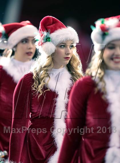 Thumbnail 1 in Allen vs. Pearland (UIL 5A Division 1 Final) photogallery.