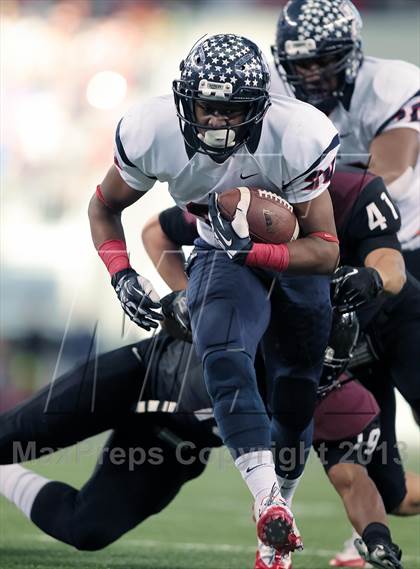 Thumbnail 3 in Allen vs. Pearland (UIL 5A Division 1 Final) photogallery.