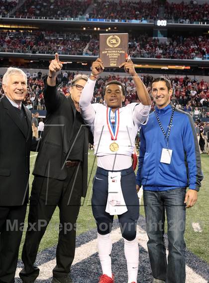 Thumbnail 3 in Allen vs. Pearland (UIL 5A Division 1 Final) photogallery.