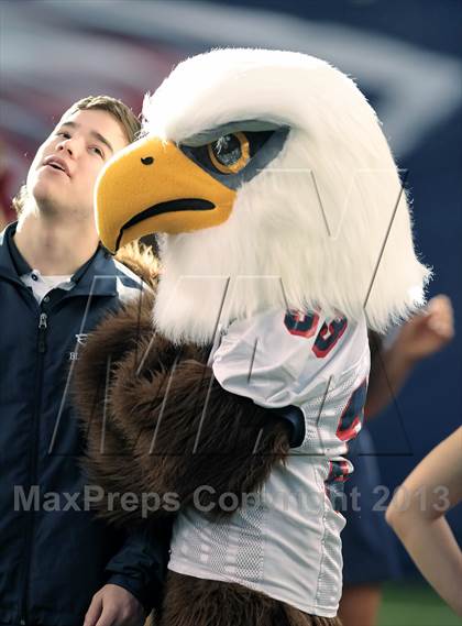 Thumbnail 1 in Allen vs. Pearland (UIL 5A Division 1 Final) photogallery.