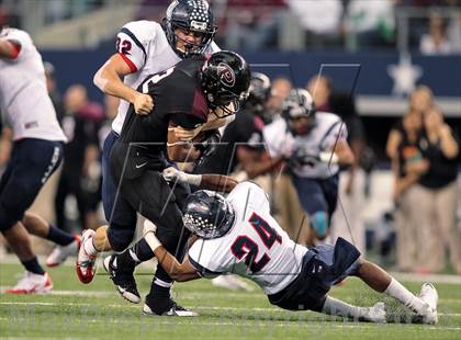 Thumbnail 1 in Allen vs. Pearland (UIL 5A Division 1 Final) photogallery.