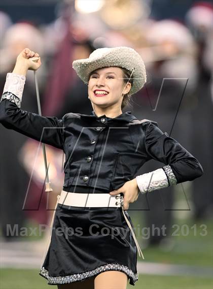 Thumbnail 2 in Allen vs. Pearland (UIL 5A Division 1 Final) photogallery.