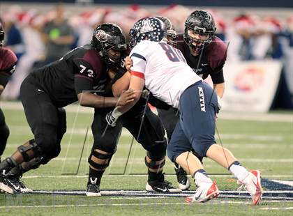 Thumbnail 2 in Allen vs. Pearland (UIL 5A Division 1 Final) photogallery.