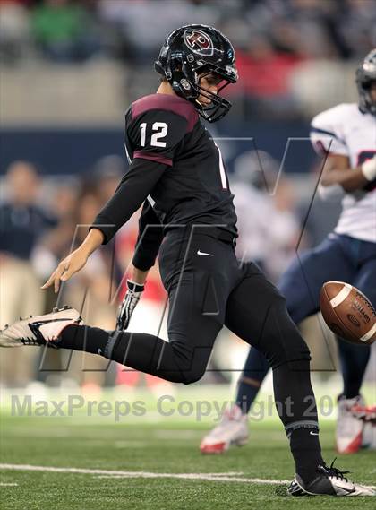 Thumbnail 2 in Allen vs. Pearland (UIL 5A Division 1 Final) photogallery.