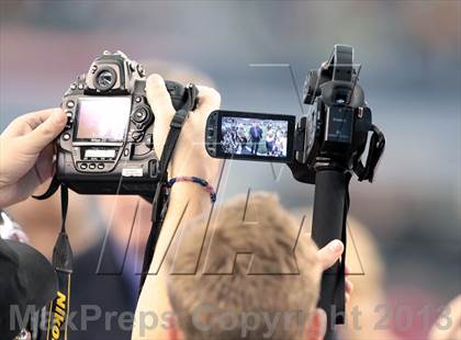 Thumbnail 1 in Allen vs. Pearland (UIL 5A Division 1 Final) photogallery.