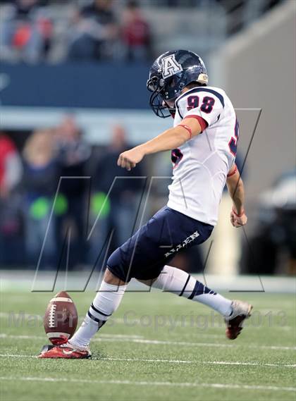 Thumbnail 2 in Allen vs. Pearland (UIL 5A Division 1 Final) photogallery.
