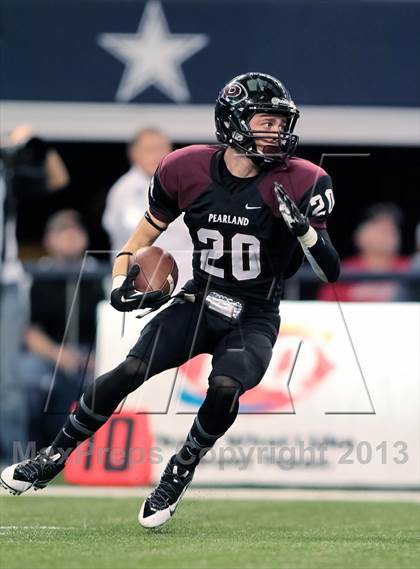 Thumbnail 3 in Allen vs. Pearland (UIL 5A Division 1 Final) photogallery.