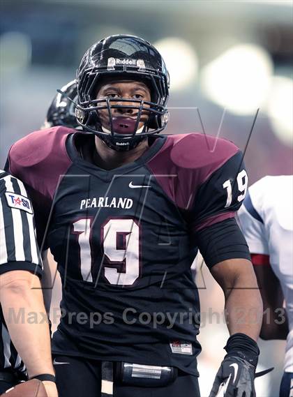 Thumbnail 3 in Allen vs. Pearland (UIL 5A Division 1 Final) photogallery.
