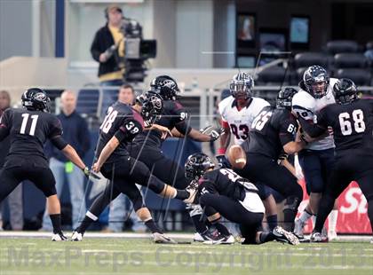 Thumbnail 1 in Allen vs. Pearland (UIL 5A Division 1 Final) photogallery.