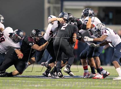 Thumbnail 3 in Allen vs. Pearland (UIL 5A Division 1 Final) photogallery.