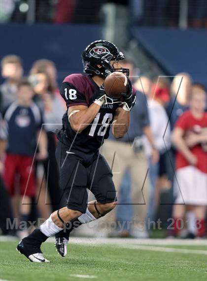 Thumbnail 2 in Allen vs. Pearland (UIL 5A Division 1 Final) photogallery.