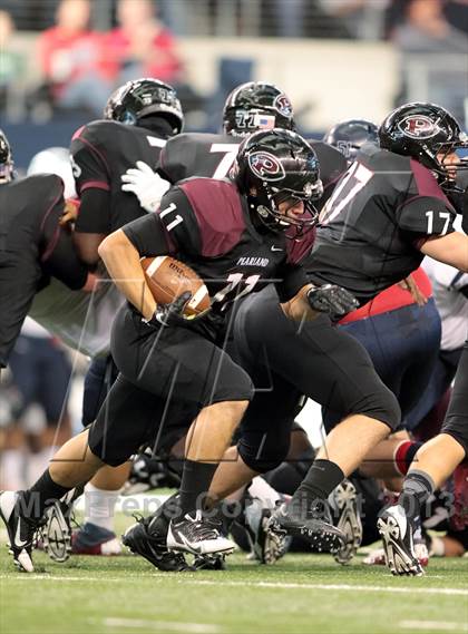Thumbnail 1 in Allen vs. Pearland (UIL 5A Division 1 Final) photogallery.