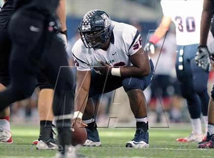 Thumbnail 2 in Allen vs. Pearland (UIL 5A Division 1 Final) photogallery.