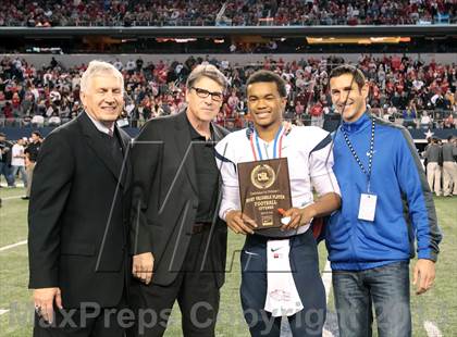 Thumbnail 2 in Allen vs. Pearland (UIL 5A Division 1 Final) photogallery.