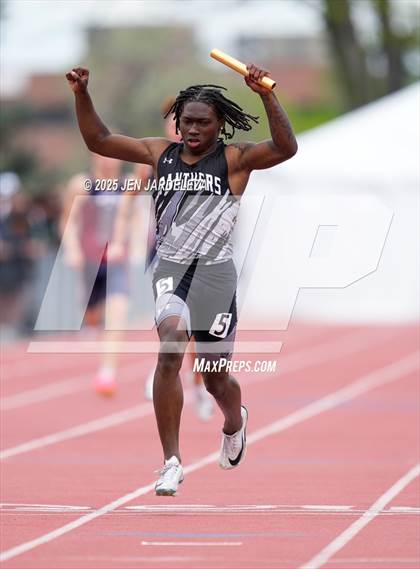 Thumbnail 1 in CHSAA Finals (4 x 200 Relay ) photogallery.