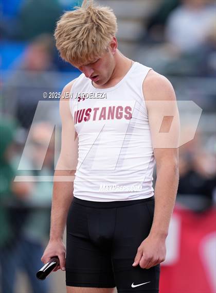 Thumbnail 1 in CHSAA Finals (4 x 200 Relay ) photogallery.