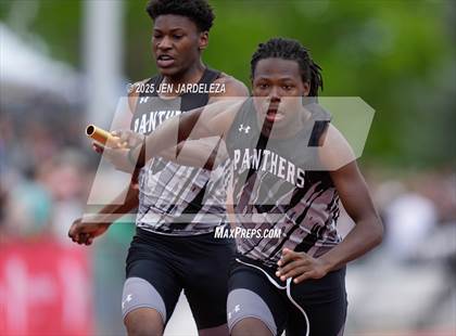 Thumbnail 1 in CHSAA Finals (4 x 200 Relay ) photogallery.