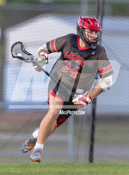 Thumbnail 2 in Gulf Breeze vs. Leon photogallery.