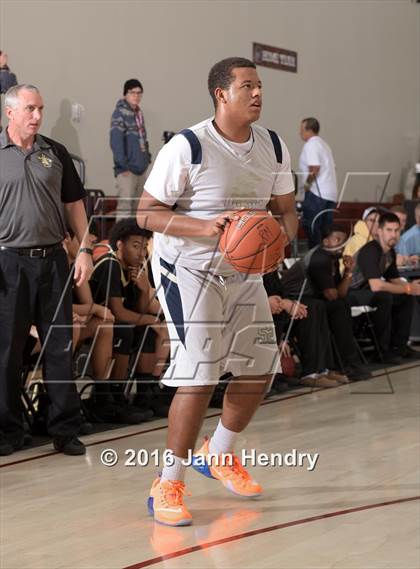 Thumbnail 3 in Desert Hot Springs vs. Cabrillo (MaxPreps Holiday Classic) photogallery.