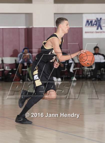 Thumbnail 3 in Desert Hot Springs vs. Cabrillo (MaxPreps Holiday Classic) photogallery.