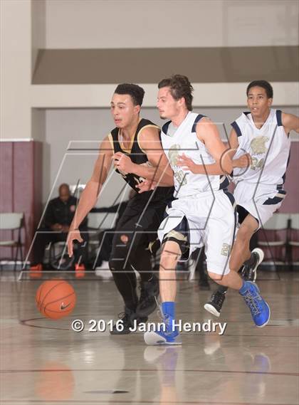 Thumbnail 1 in Desert Hot Springs vs. Cabrillo (MaxPreps Holiday Classic) photogallery.