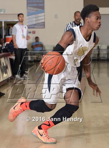 Thumbnail 3 in Desert Hot Springs vs. Cabrillo (MaxPreps Holiday Classic) photogallery.