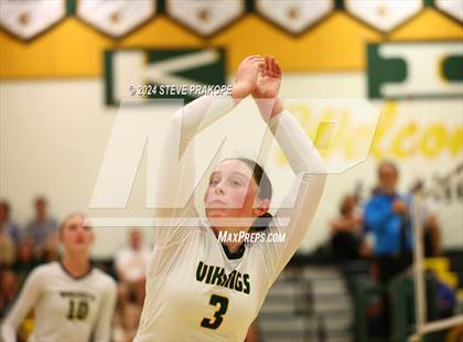 Thumbnail 3 in Woodgrove @ Loudoun Valley photogallery.