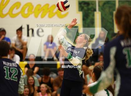 Thumbnail 3 in Woodgrove @ Loudoun Valley photogallery.