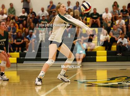 Thumbnail 1 in Woodgrove @ Loudoun Valley photogallery.