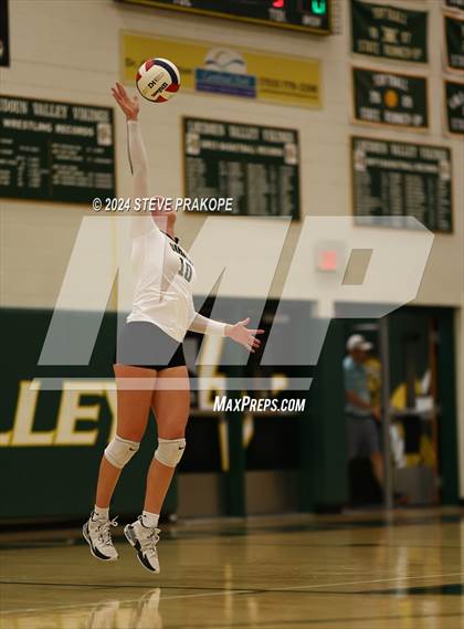 Thumbnail 3 in Woodgrove @ Loudoun Valley photogallery.