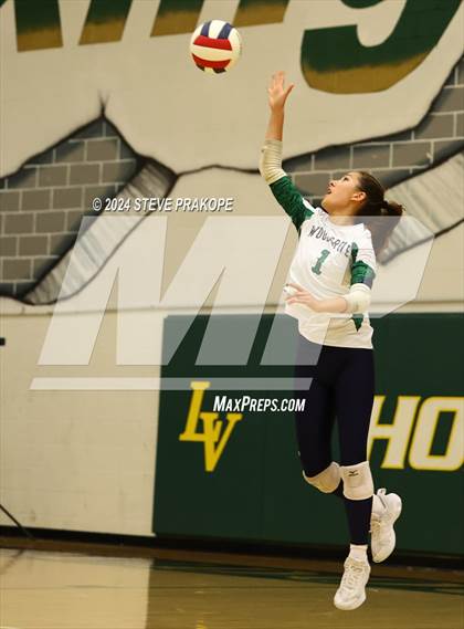 Thumbnail 3 in Woodgrove @ Loudoun Valley photogallery.