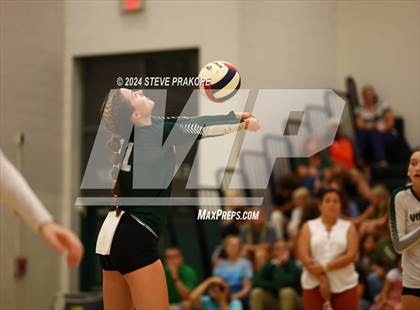 Thumbnail 2 in Woodgrove @ Loudoun Valley photogallery.