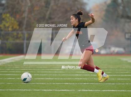 Thumbnail 2 in Lakeside vs Lincoln (WIAA 3A Consolation) photogallery.