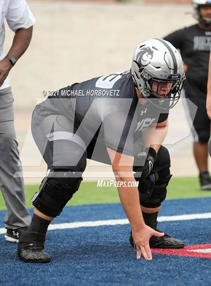 Thumbnail 1 in Prosper vs. Guyer (UIL 6A Regional Quarterfinals) photogallery.