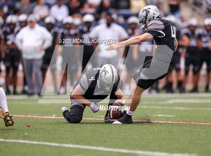 Thumbnail 1 in Prosper vs. Guyer (UIL 6A Regional Quarterfinals) photogallery.
