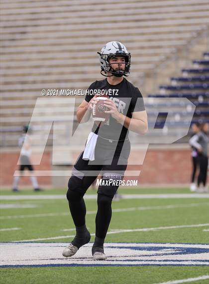 Thumbnail 2 in Prosper vs. Guyer (UIL 6A Regional Quarterfinals) photogallery.
