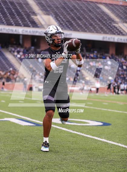 Thumbnail 2 in Prosper vs. Guyer (UIL 6A Regional Quarterfinals) photogallery.