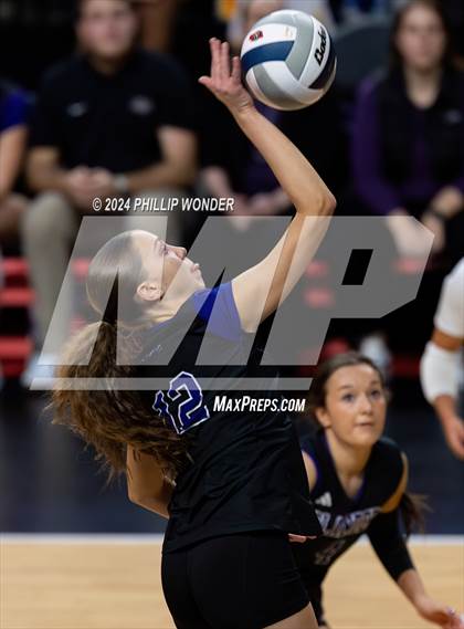 Thumbnail 2 in Omaha Westside vs. Grand Island photogallery.