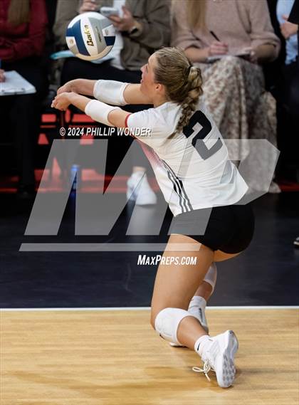 Thumbnail 3 in Omaha Westside vs. Grand Island photogallery.