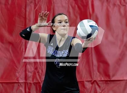 Thumbnail 1 in Omaha Westside vs. Grand Island photogallery.