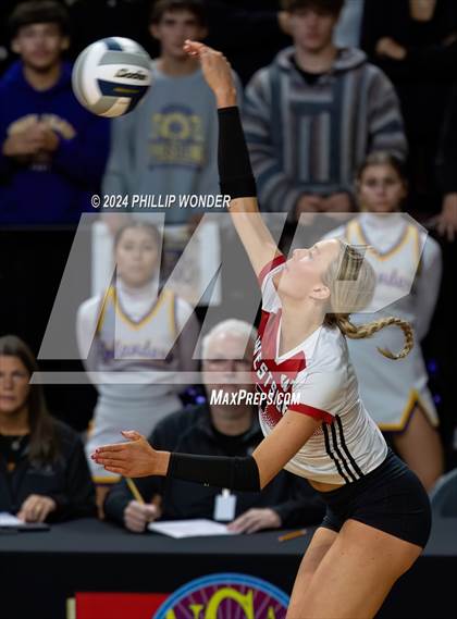 Thumbnail 2 in Omaha Westside vs. Grand Island photogallery.
