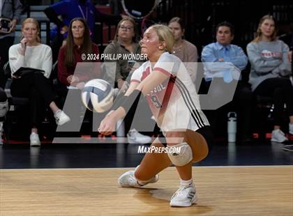 Thumbnail 2 in Omaha Westside vs. Grand Island photogallery.