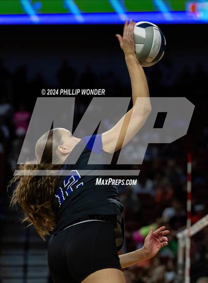 Thumbnail 3 in Omaha Westside vs. Grand Island photogallery.